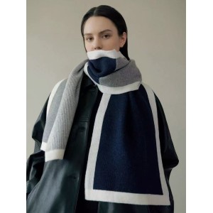 紺色（こんいろ） 